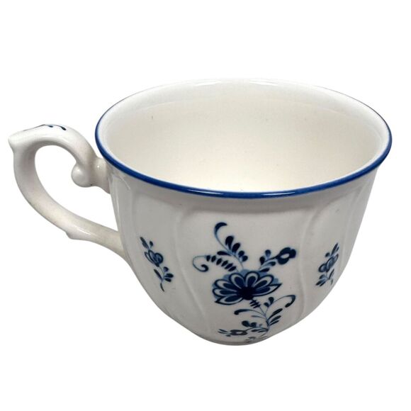 Vintage Noritake Craftone Tea Cups Lot of 5 Porcelain Blue White Floral - Picture 2 of 9